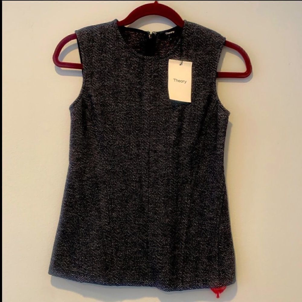 Theory Women’s Wool Blend Elegant Modern Navy Multi Chevron Knit Size P, Nwt